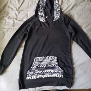 Black long sleeve with hood tribal print